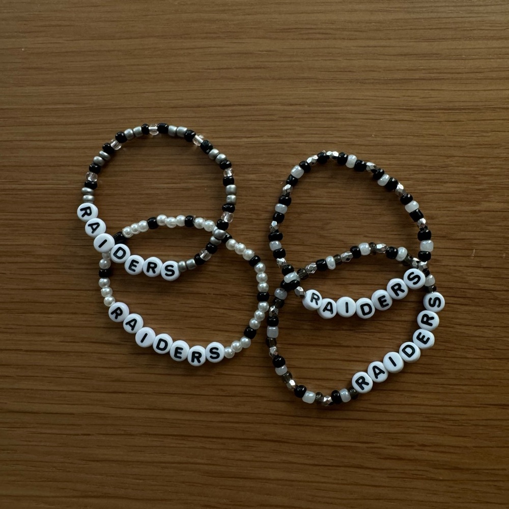 Raider bracelets - Picture 2 of 2